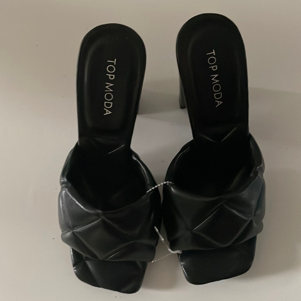 Top Moda Quilted Mules